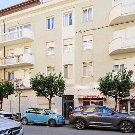 Il Regno Di Monica Attico Near The Sea - Happy Apartment